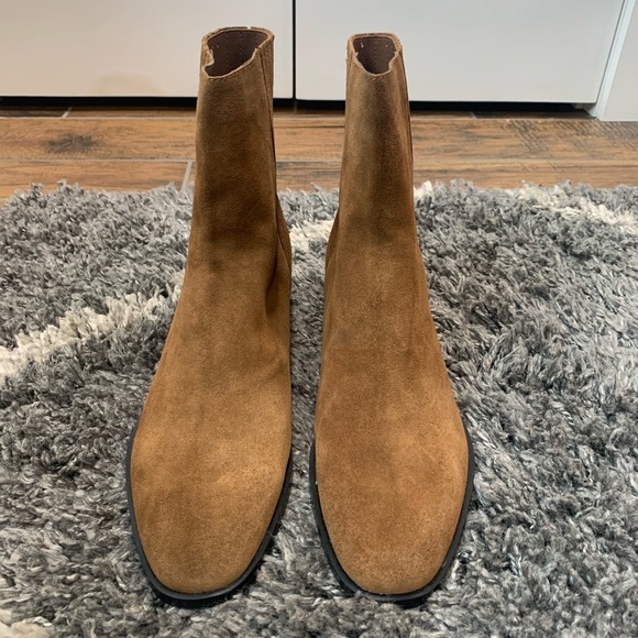 Dolce Vita brown suede pull on boot boot, size 13, - Picture 3 of 6